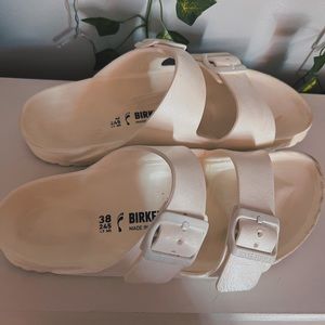 size 7 white birkenstocks